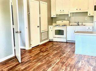 805 Georgia Dr, Tuskegee, AL 36083