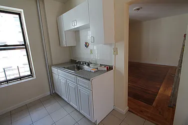Rented by E and G Realty Group