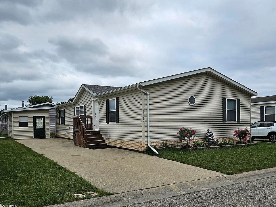 1st image of 49880 Serenity Ln