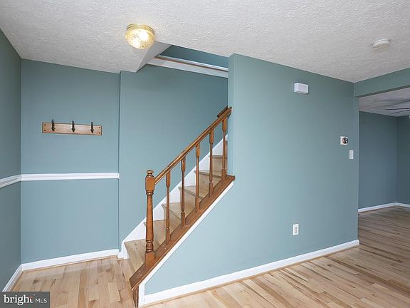 2nd image of 3529 Hepburn Ct
