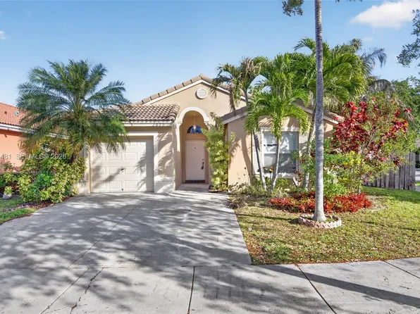 2073 SE 13th St, Homestead, FL 33035