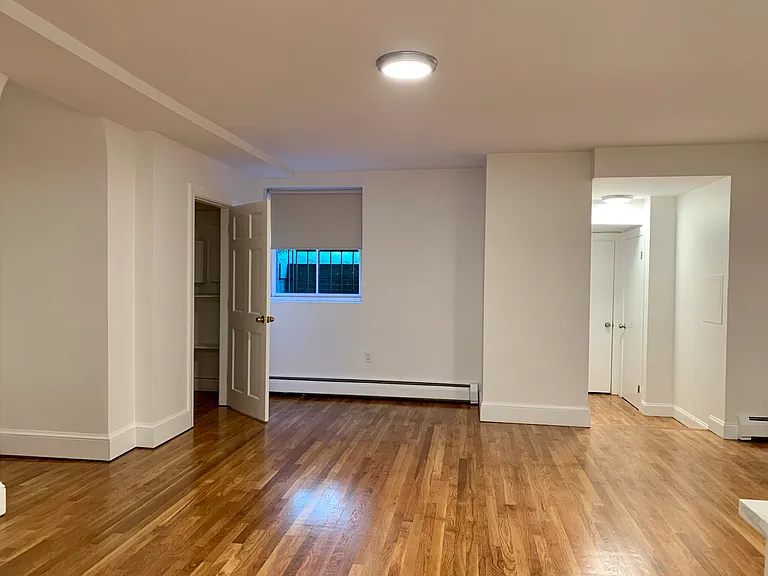 141 Beacon St #1 — Photo 5