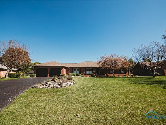3rd image of 1301 Muirfield Dr