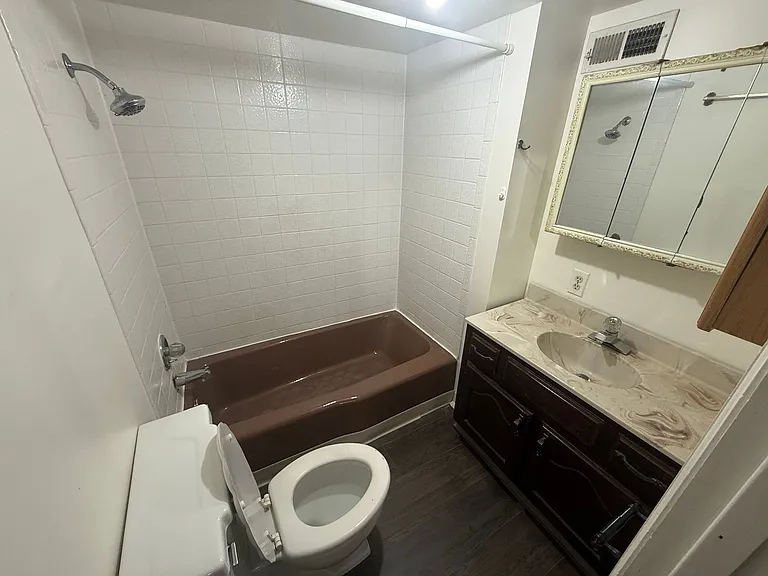 534 Dewey Ave — Photo 12