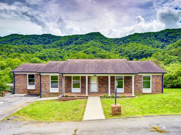 109 Benton Dr, Gate City, VA 24251