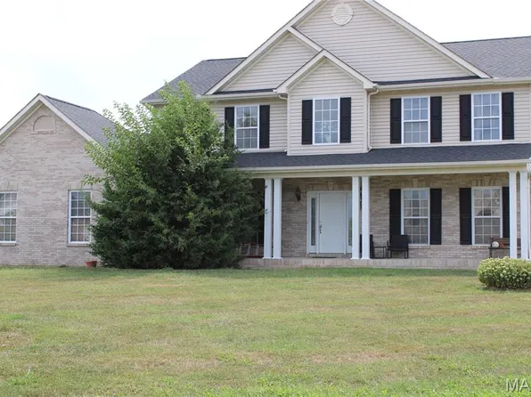 4004 Autumn Oak Dr, Smithton, IL 62285