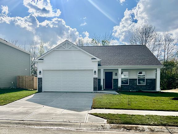 2nd image of 2327 N Liberty Lakes Dr