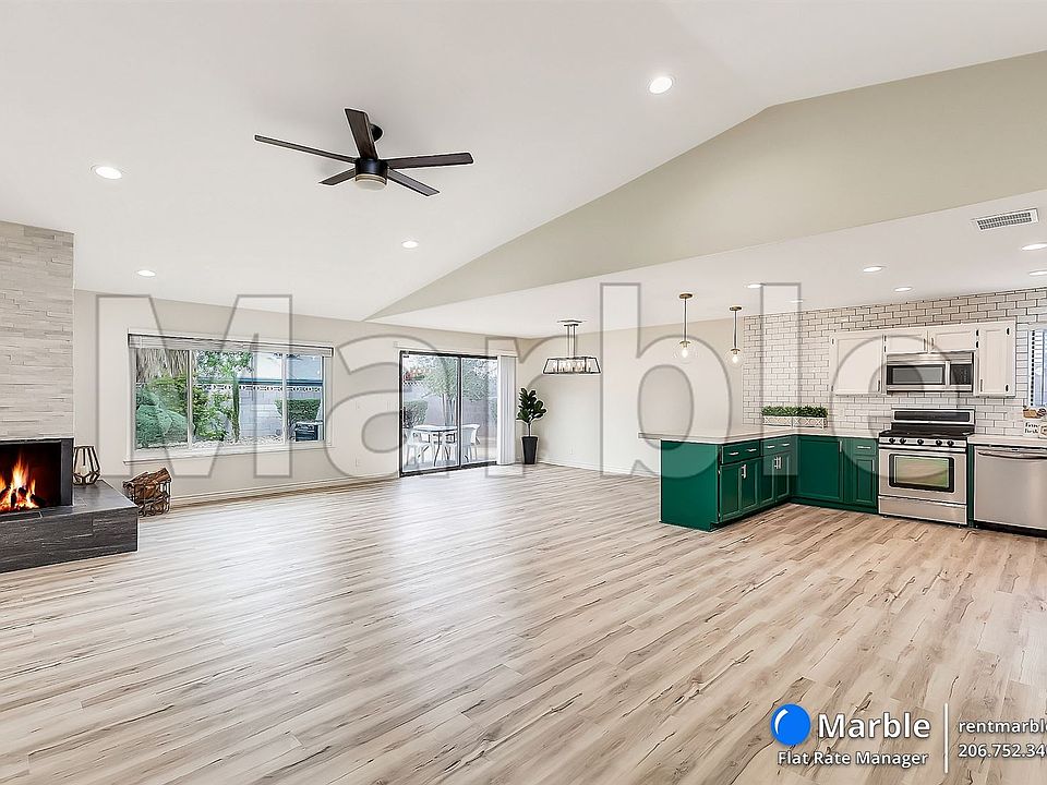 1st image of 2419 La Casa Dr