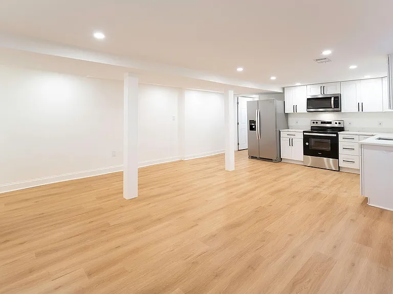 1210 Lamont St NW #1 — Photo 1