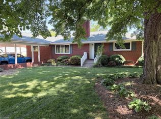 6110 Auburndale Dr, Greensboro, NC 27410