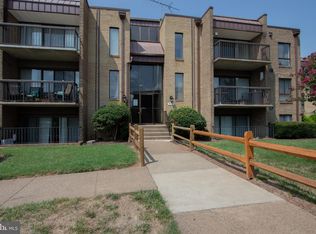 7593 Gales Ct APT 003, Manassas, VA 20109