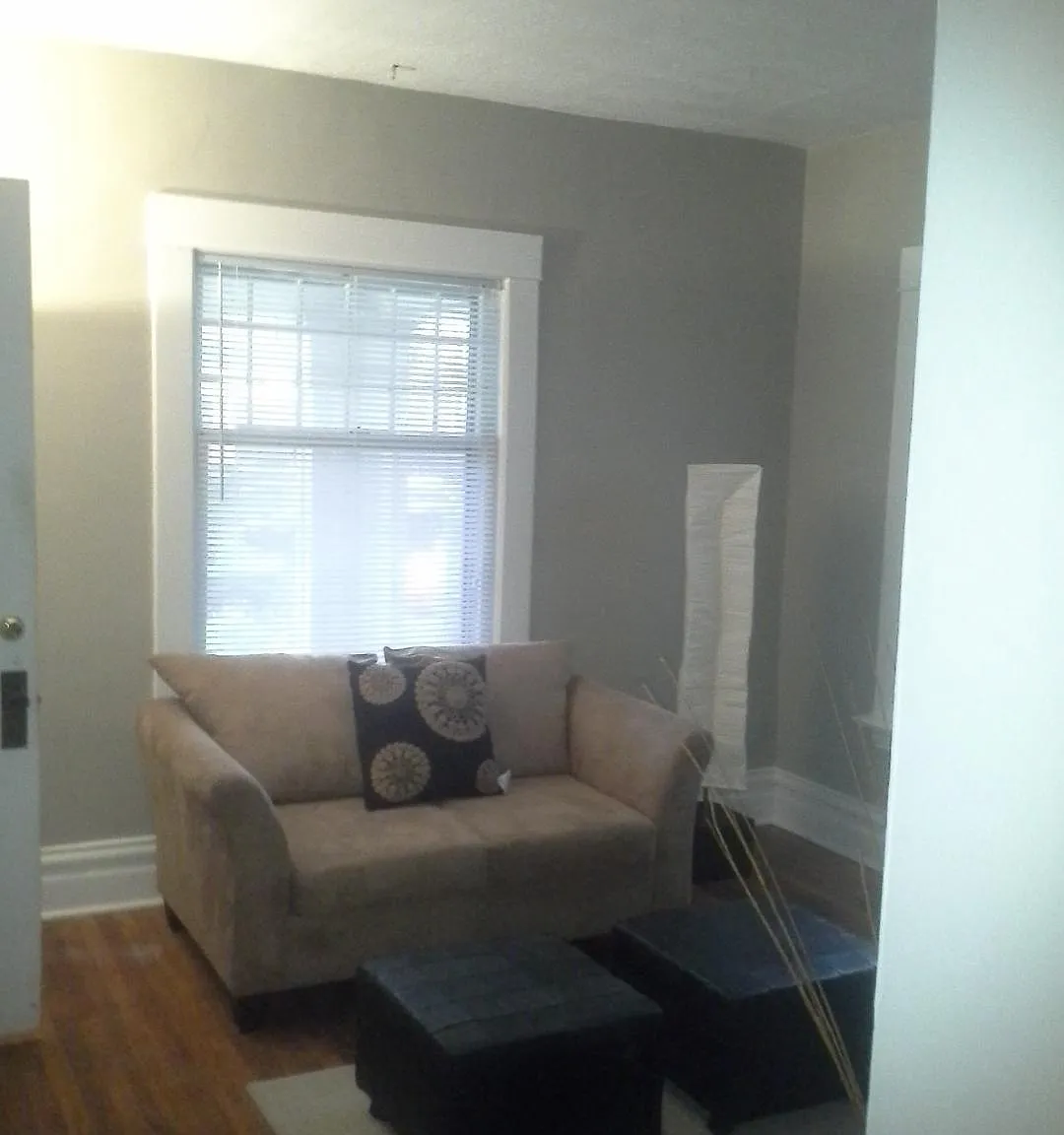 410 College Ave SE — Photo 3