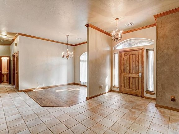 4th image of 12525 Bree Ln