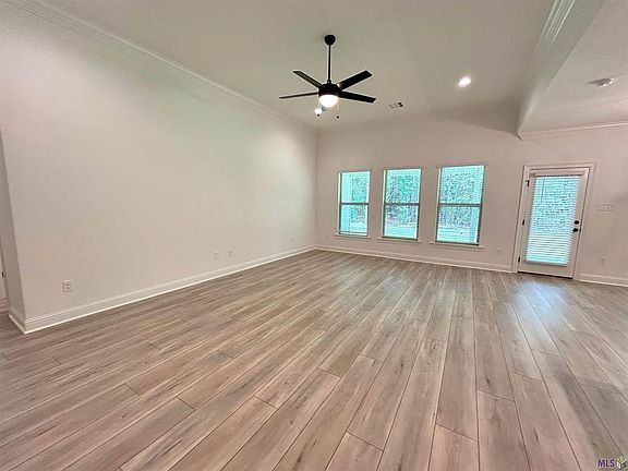 3rd image of 39536 White Sand Ln