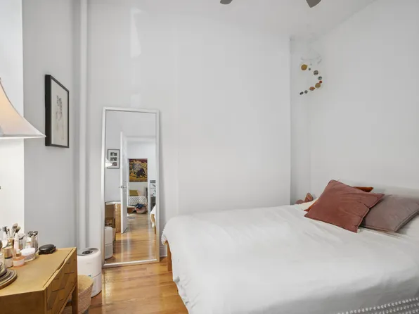 203 Baltic Street image 5 of 12