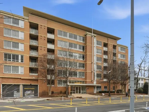 355 I St SW APT 116, Washington, DC 20024