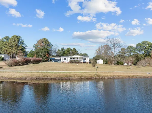 474 Jernigans Pond Ln, Dunn, NC 28334