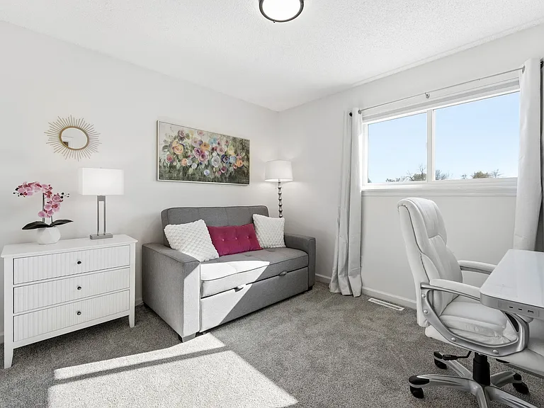 11833 W Marlowe Pl — Photo 33