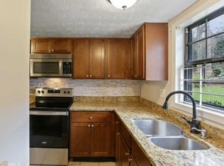 715 Cedar Pointe Ct SW #715, Marietta, GA 30008