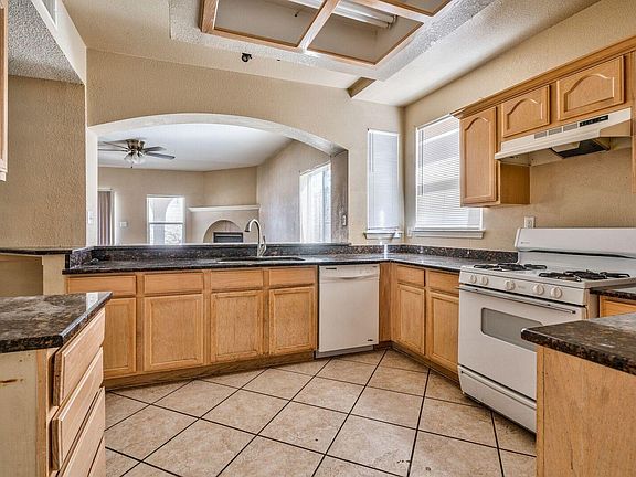 3rd image of 13721 Paseo De Fe Cir