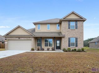 37012 Oak View Ln, Denham Springs, LA 70706