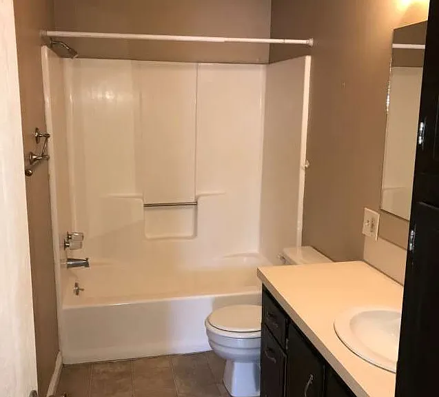 1142 N 230 W — Photo 9