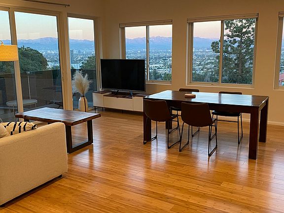 4th image of 7015 Wrightcrest Dr