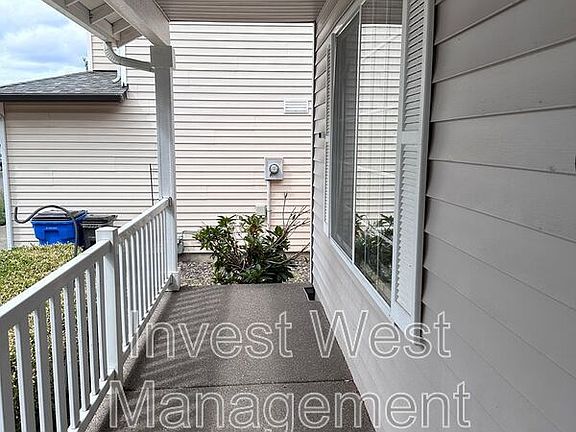 3rd image of 11208 NE 102nd St