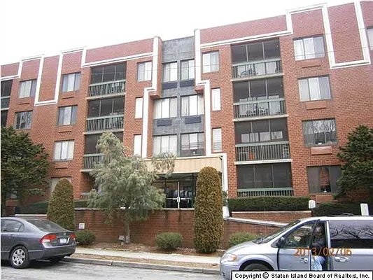 Sold by BHGRE Safari Realty | media 38