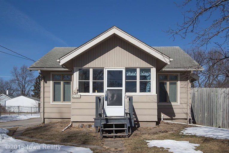 1st image of 609 Lally St