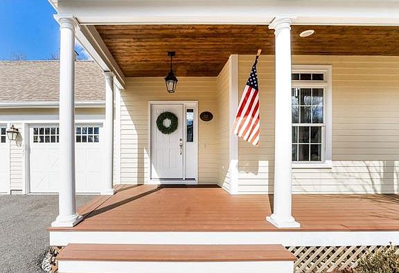 3rd image of 127 Periwinkle Dr #127