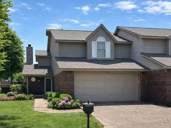 27 W La Quinta Ct #27, Rogers, AR 72758