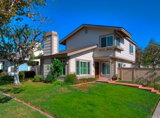 2 Melodylane, Irvine, CA 92614