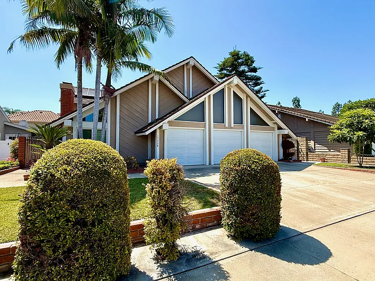 15338 Nantes Cir — Photo 3
