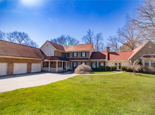 320 Old Airport Rd, Greensburg, PA