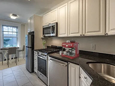 John Harvard Apartments - 1 Bedroom