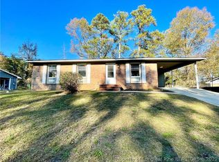 185 Bethune Dr, Fayetteville, NC 28311
