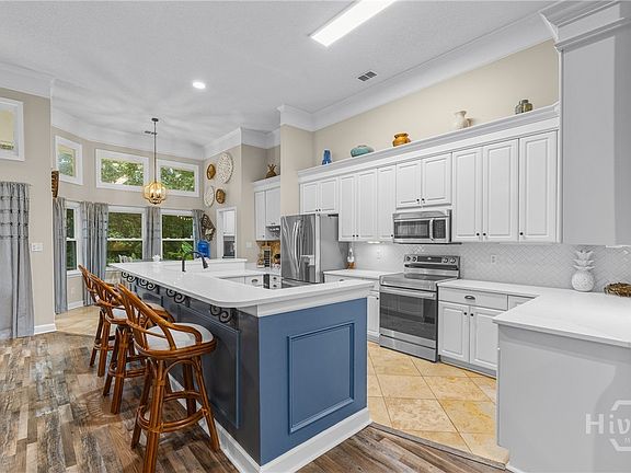 3rd image of 139 Mingarry Drive