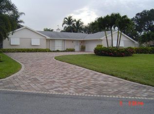 18 Saddleback Rd, Jupiter, FL 33469