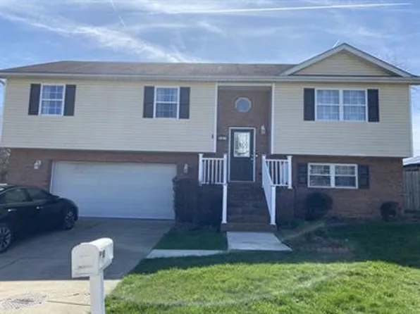 405 Lin Muir Ln, Hurricane, WV 25526