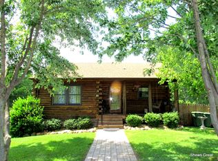 1877 Trails End Rd, Goodview, VA 24095