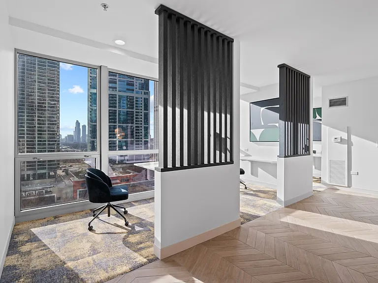 Work from home spaces at Shoreham and Tides in Chicago, IL