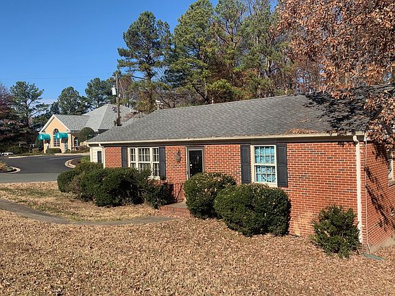 View of the front door and front walkway