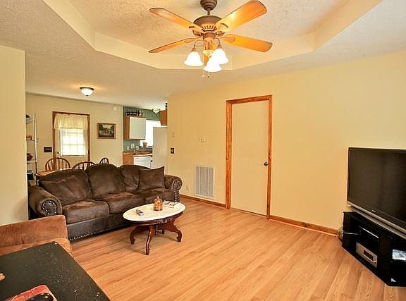 5th image of 147 31w Highway Old