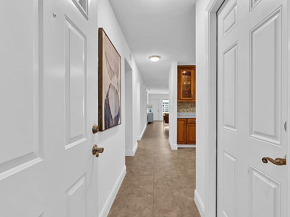 5th image of 18880 JOLSON Avenue #8