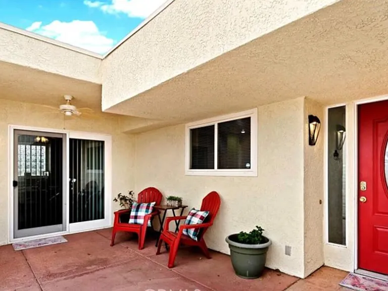 8564 Taft Ct — Photo 2