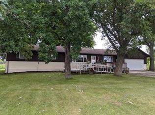 N7821 County Rd E, Portage, WI 53901