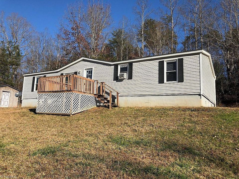 1st image of 192 Grove Pl
