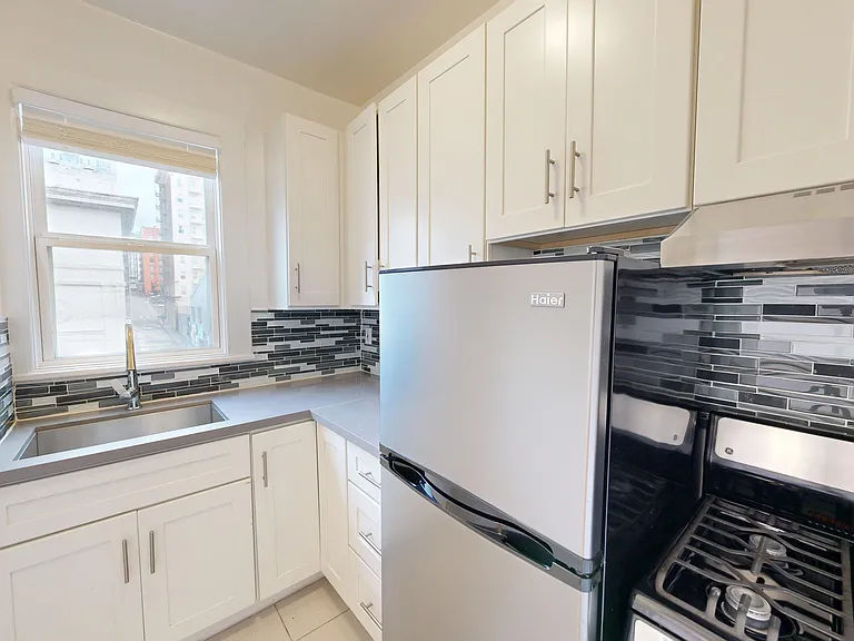 449 O'Farrell Street — Photo 6