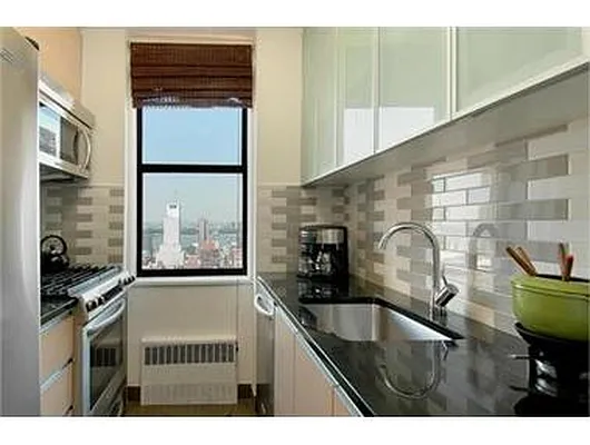 Rented by Douglas Elliman | media 34